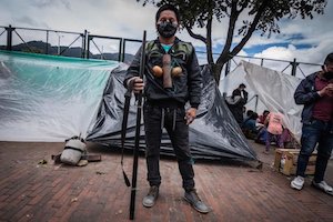 Derechos Humanos Indígenas Embera duermen en las calles de Bogotá en plena pandemia (7-3-20)